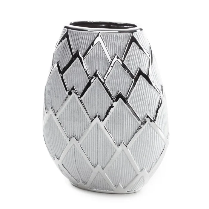Wazon srebrny dekoracyjny  z lśniącym geometrycznym wzorem 25x11x34 cm SAELA