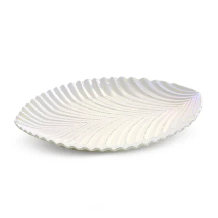 Patera ceramiczna  dekoracyjna perłowa z wytłaczanym wzorem 28x22x3 cm NELA