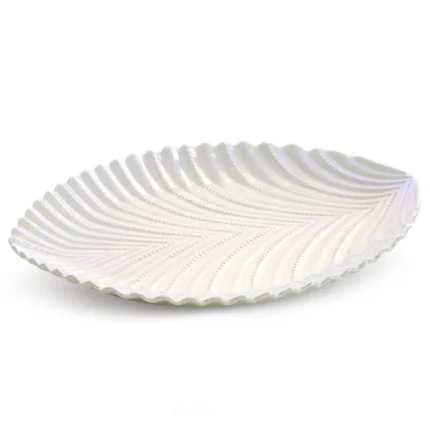 Patera ceramiczna  dekoracyjna perłowa z wytłaczanym wzorem 34x27x3 cm NELA