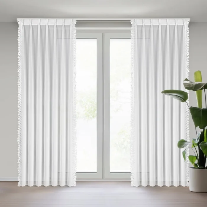 Firana biała z szyfonu zdobiona aplikacją 80x270 cm (wymiar podany na gotowo) system flex - LORETA