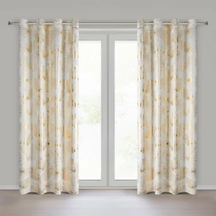 Zasłona kremowo, złota zdobiona błyszczącym motywem egzotycznych liści 140x250 cm złote przelotki - ZARIA