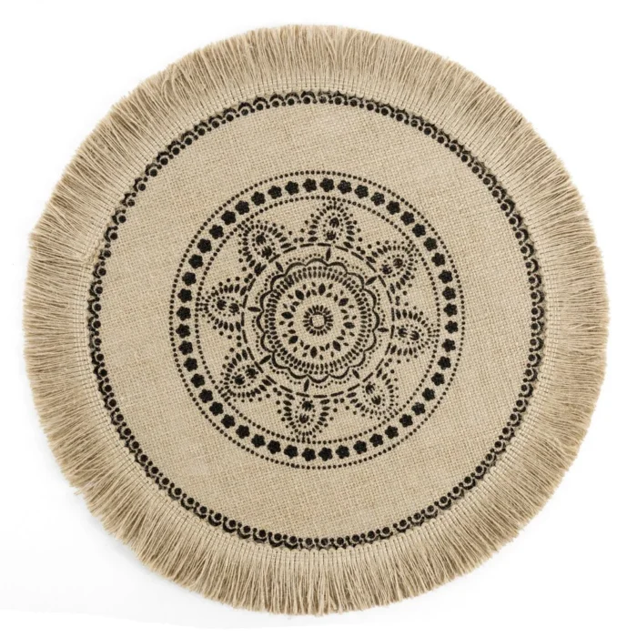 Podkładka na stół naturalna z juty średnica 38 cm ELISA z frędzlami na brzegach w stylu boho