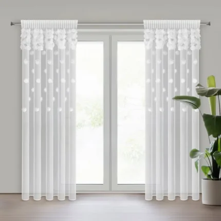 Firana biała z siateczki zdobiona różami 3D 140x270 cm taśma - DIANA